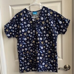 Scrub H.Q. Women’s scrub top